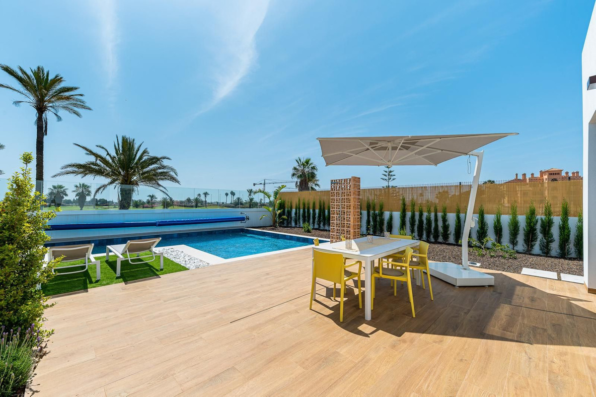 Se vende Villa - Chalet de 3 dormitorios en Costa Blanca, Alicante, España