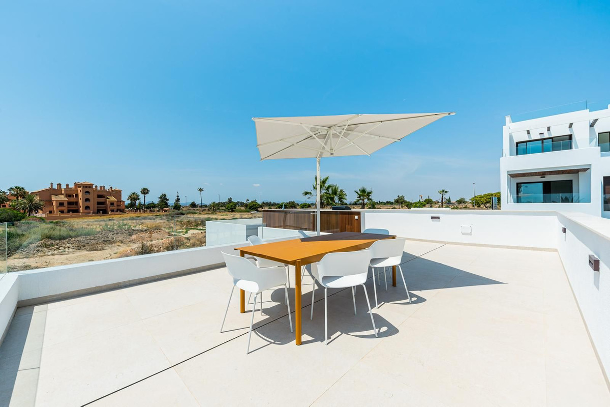 Se vende Villa - Chalet de 3 dormitorios en Costa Blanca, Alicante, España