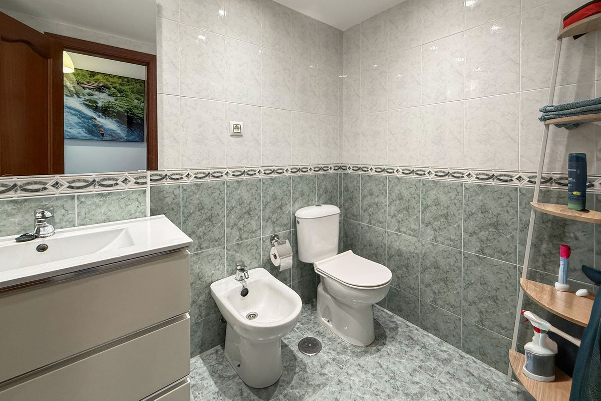 3 Bed Apartment for sale in Benalmadena Costa Del Sol, Málaga, Spain