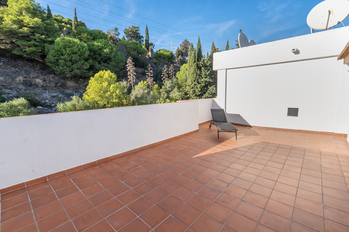 3 Bed Apartment for sale in Benalmadena Costa Del Sol, Málaga, Spain