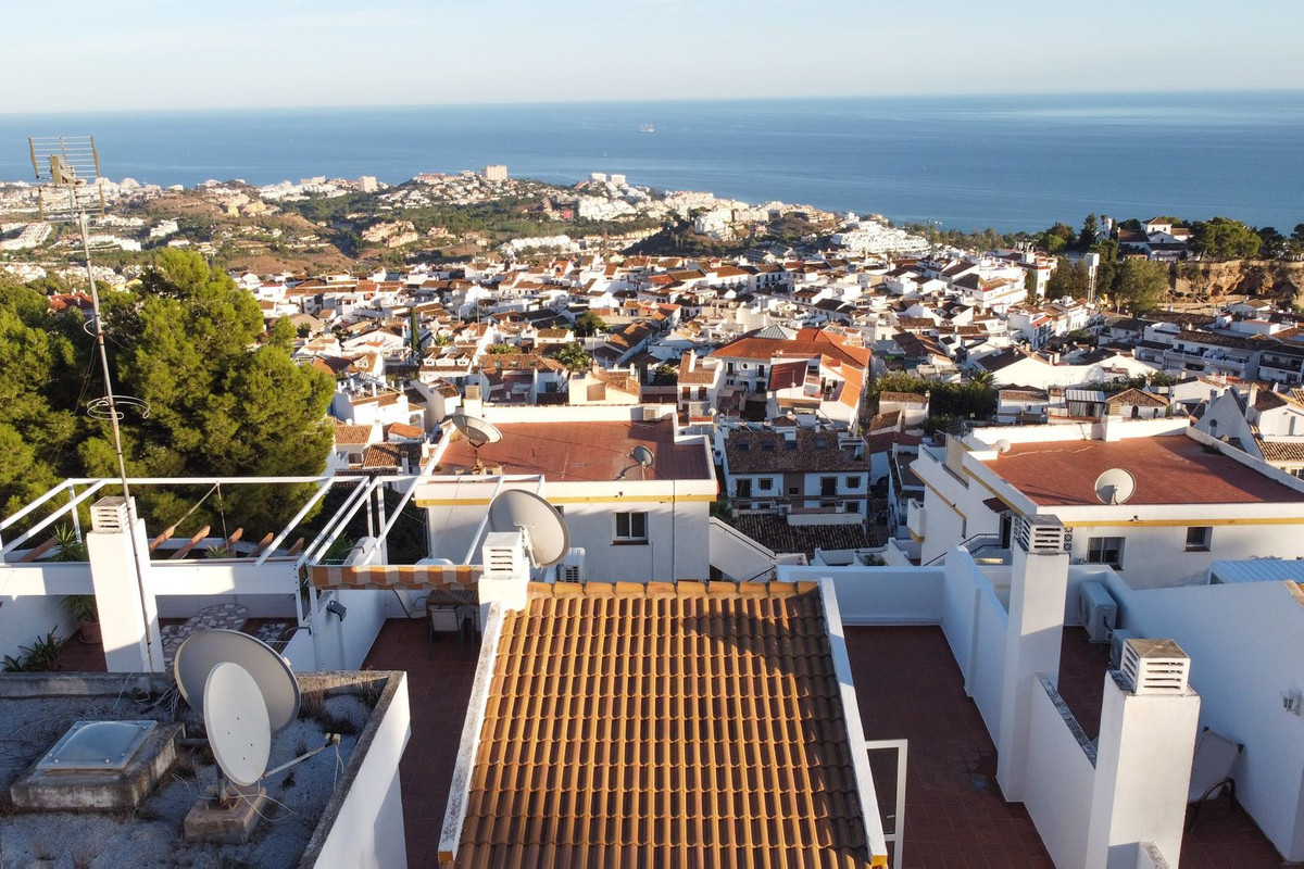 3 Bed Apartment for sale in Benalmadena Costa Del Sol, Málaga, Spain