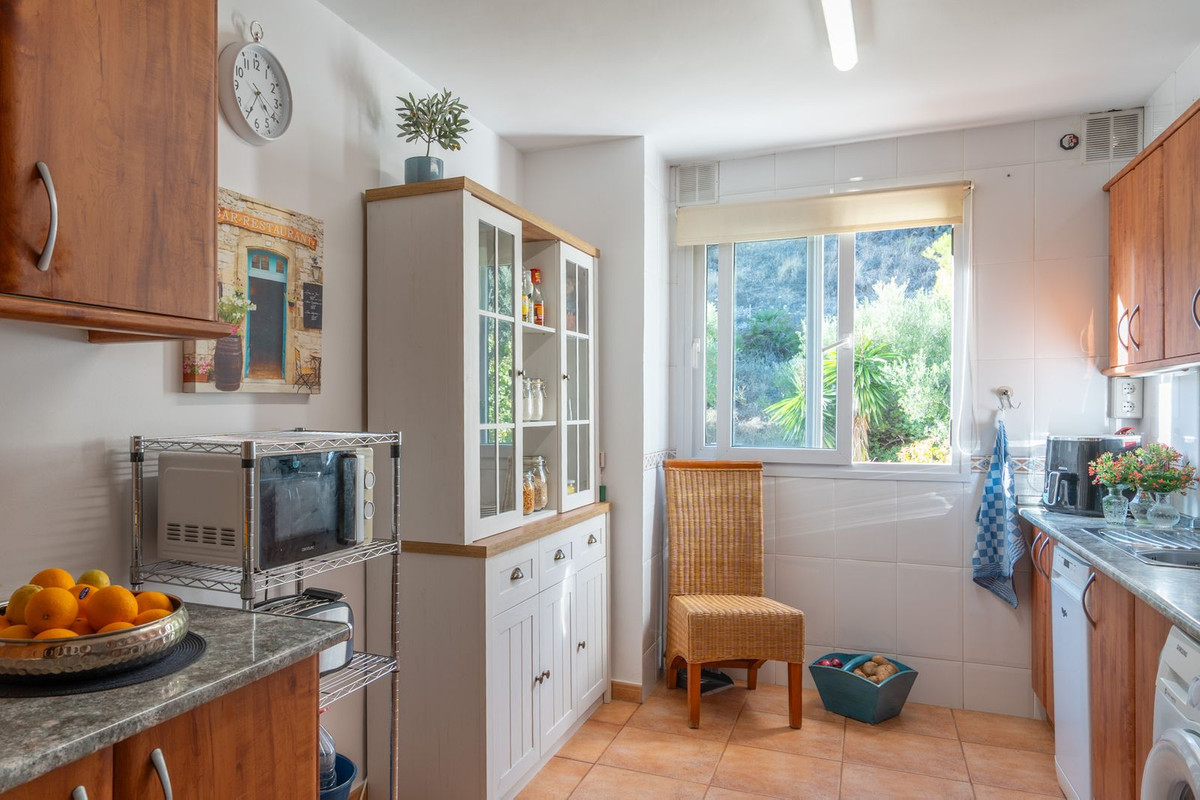 3 Bed Apartment for sale in Benalmadena Costa Del Sol, Málaga, Spain