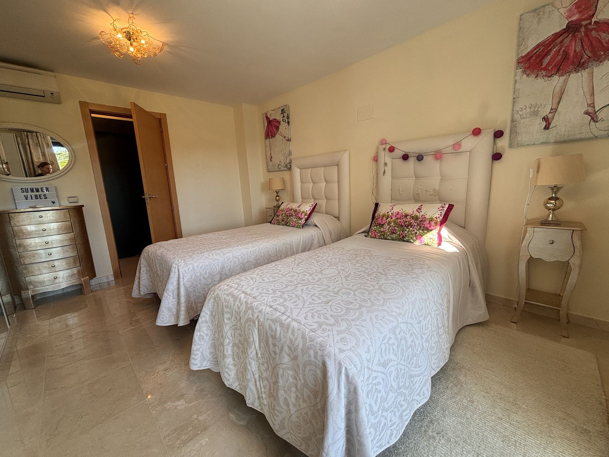 Se vende Villa - Chalet de 7 dormitorios en Costa Del Sol, Málaga, España