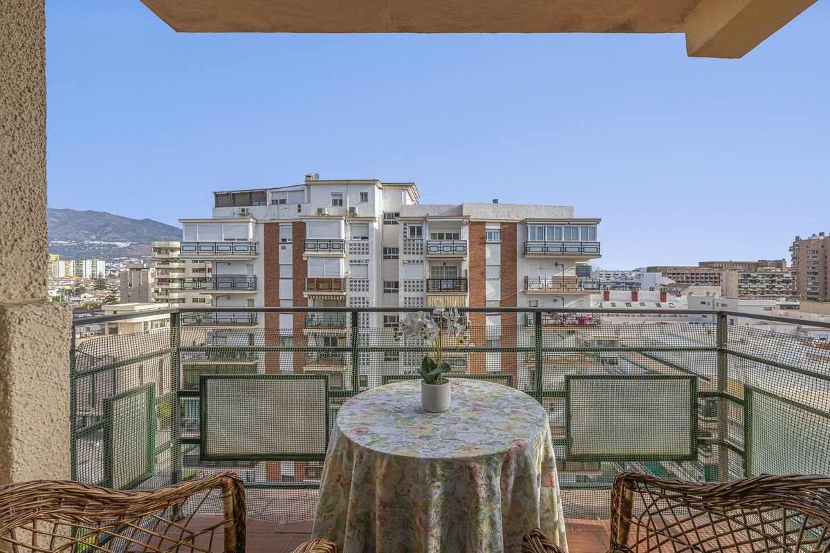 Se vende Apartamento en Planta Última de 3 dormitorios en Costa Del Sol, Málaga, España