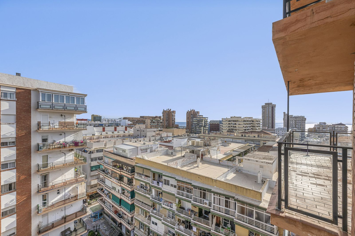 Se vende Apartamento en Planta Última de 3 dormitorios en Costa Del Sol, Málaga, España
