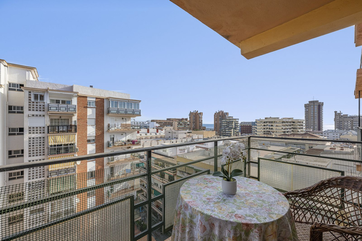 Se vende Apartamento en Planta Última de 3 dormitorios en Costa Del Sol, Málaga, España