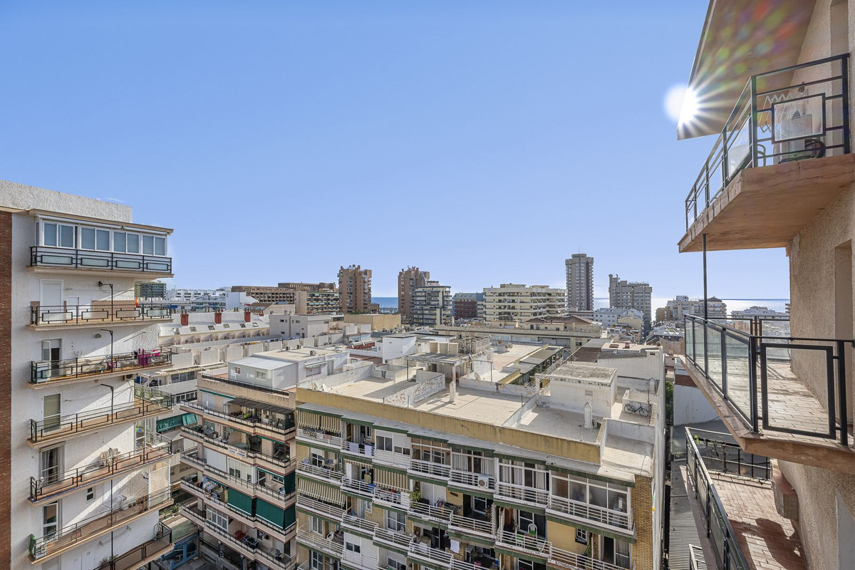 Se vende Apartamento en Planta Última de 3 dormitorios en Costa Del Sol, Málaga, España
