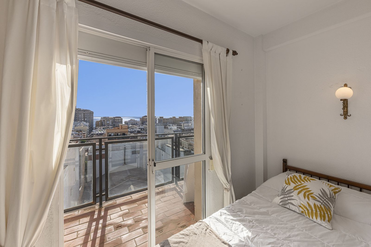 Se vende Apartamento en Planta Última de 3 dormitorios en Costa Del Sol, Málaga, España