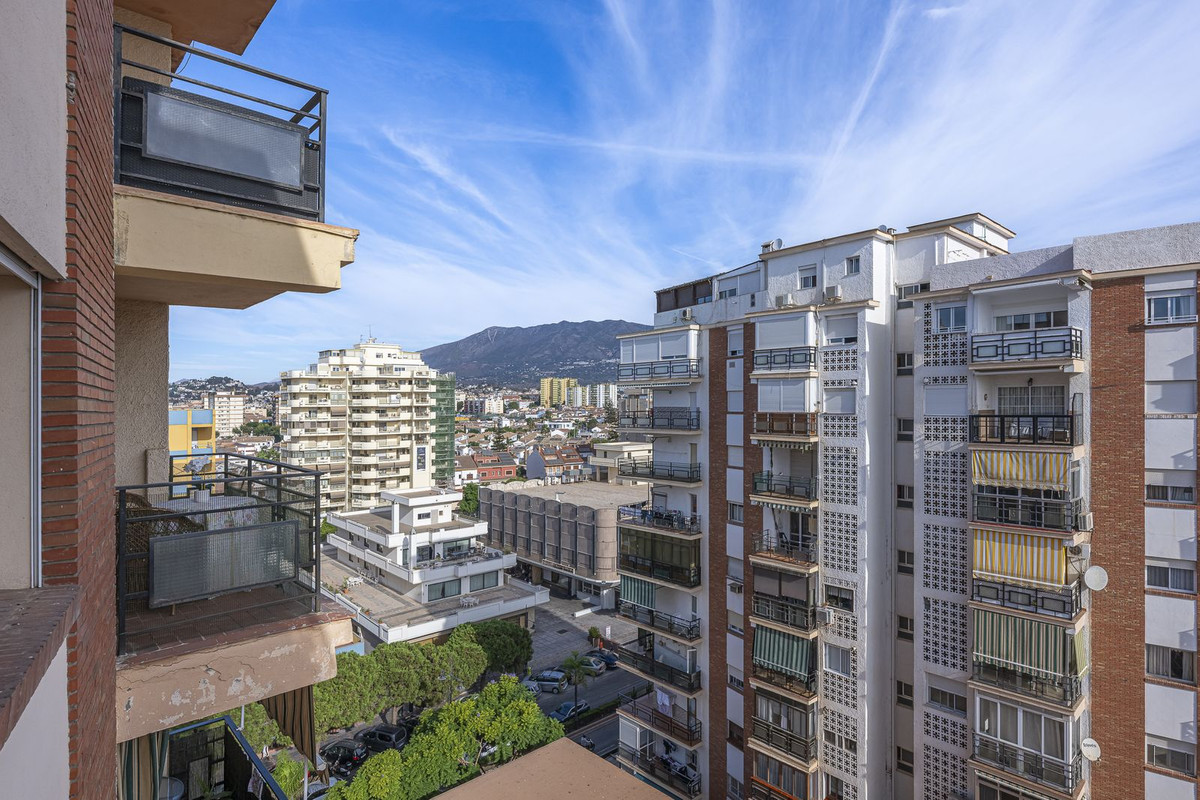 Se vende Apartamento en Planta Última de 3 dormitorios en Costa Del Sol, Málaga, España