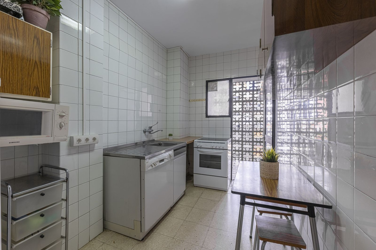 Se vende Apartamento en Planta Última de 3 dormitorios en Costa Del Sol, Málaga, España