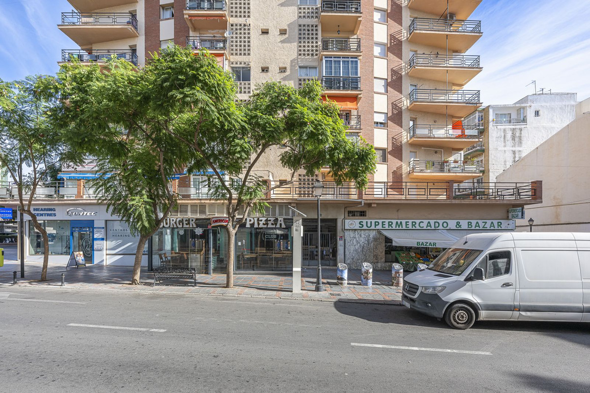 Se vende Apartamento en Planta Última de 3 dormitorios en Costa Del Sol, Málaga, España