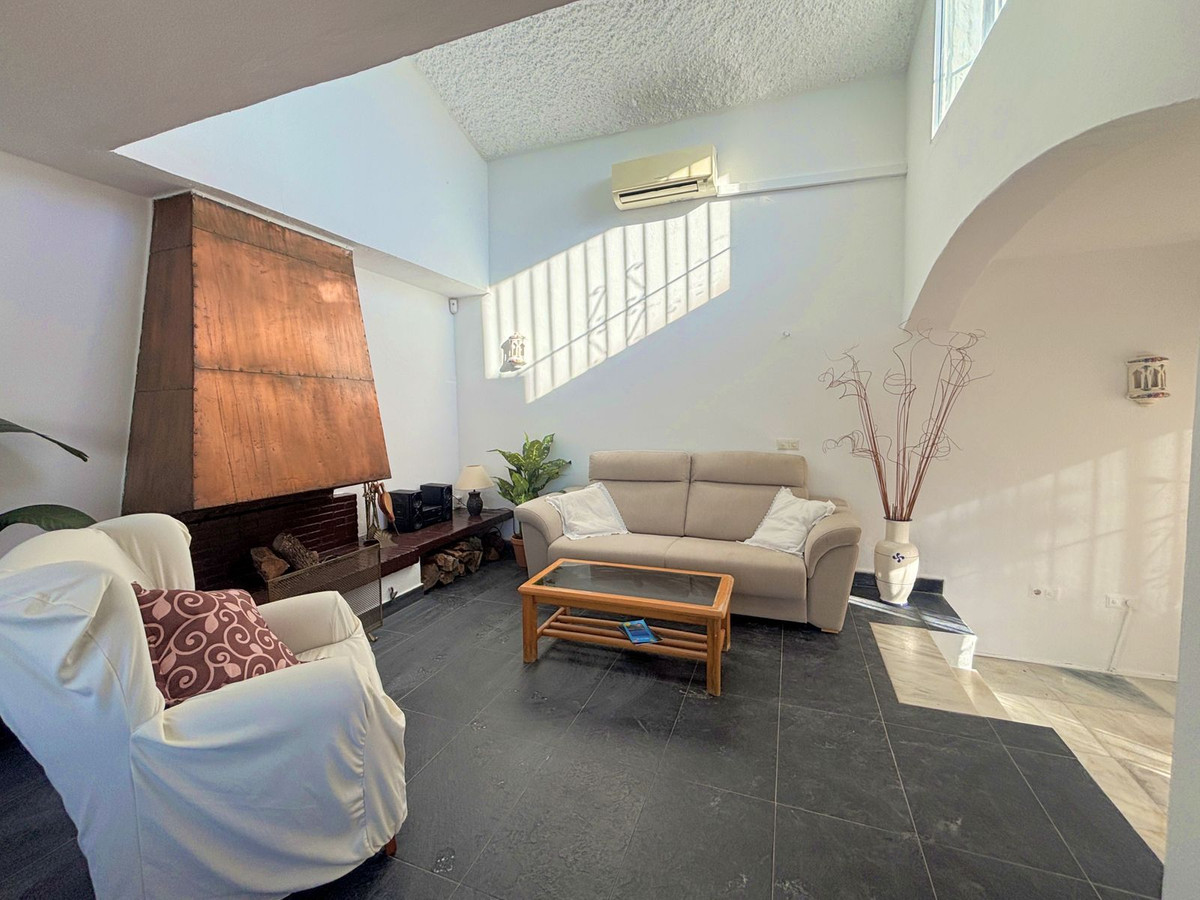 Se vende Pareada de 2 dormitorios en Costa Del Sol, Málaga, España