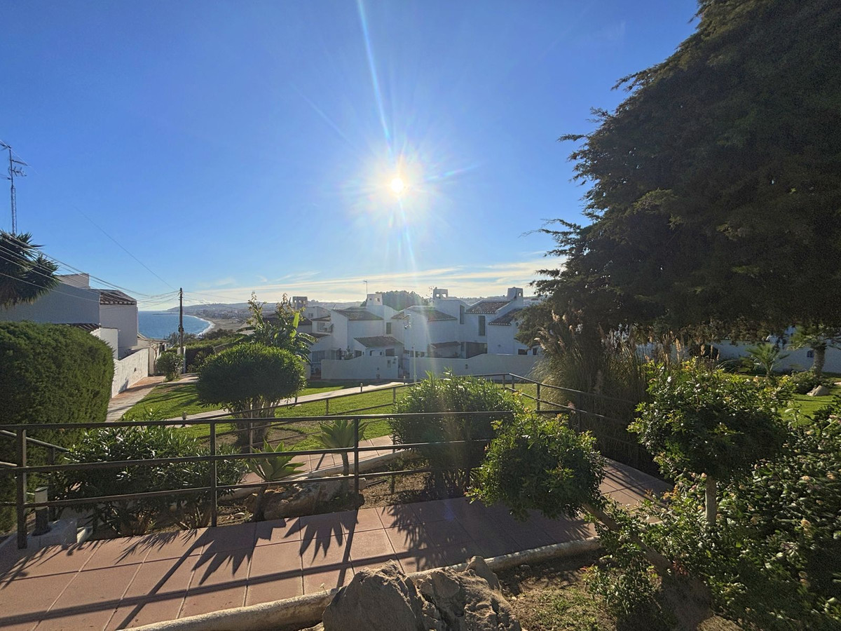 Se vende Pareada de 2 dormitorios en Costa Del Sol, Málaga, España