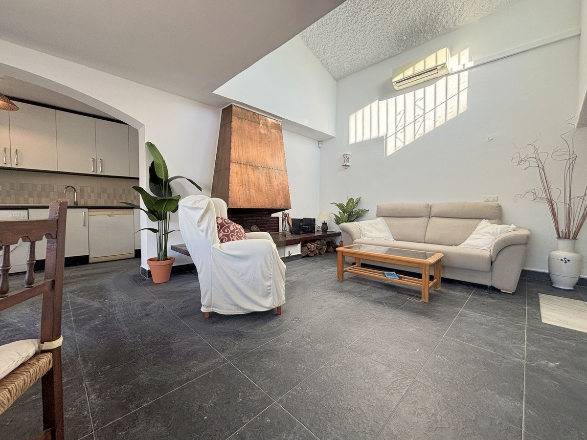 Se vende Pareada de 2 dormitorios en Costa Del Sol, Málaga, España