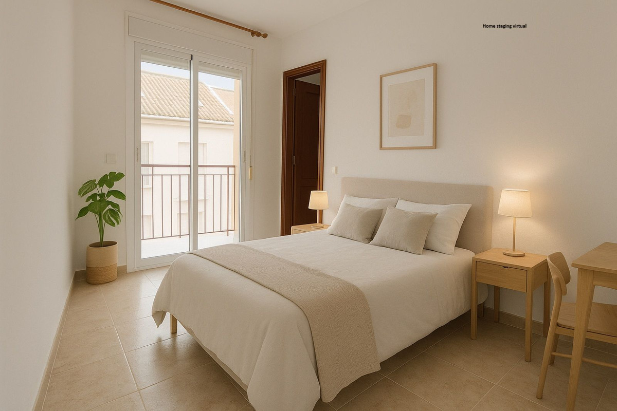 2 Bed Apartment for sale in Fuengirola Costa Del Sol, Málaga, Spain