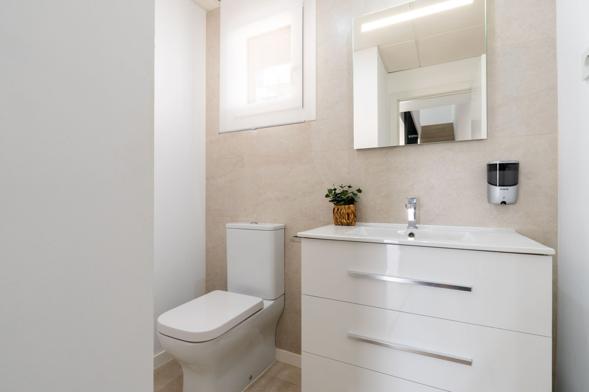 4 Bed Townhouse for sale in La Cala De Mijas Costa Del Sol, Málaga, Spain