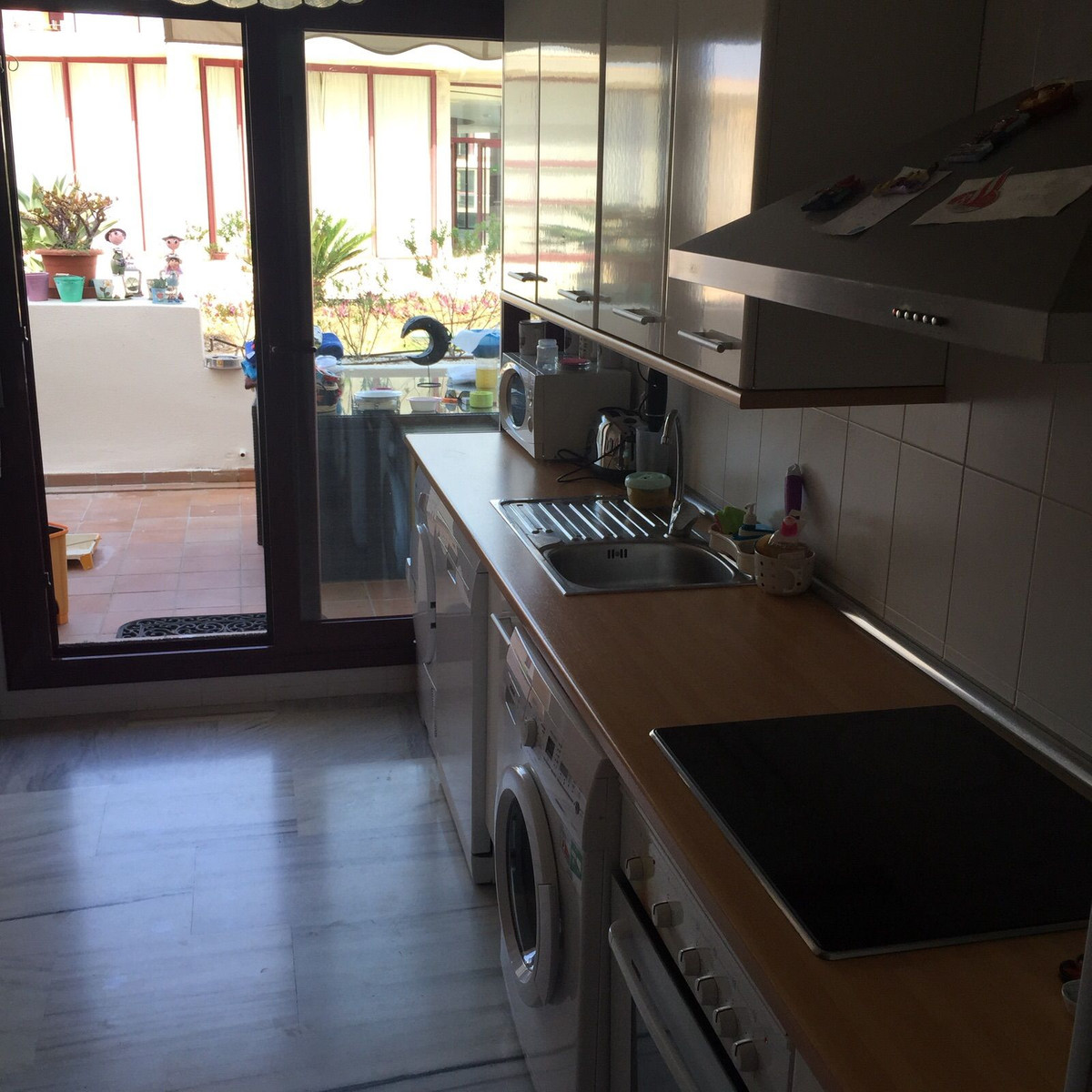 2 Bed Apartment for sale in Benahavís Costa Del Sol, Málaga, Spain