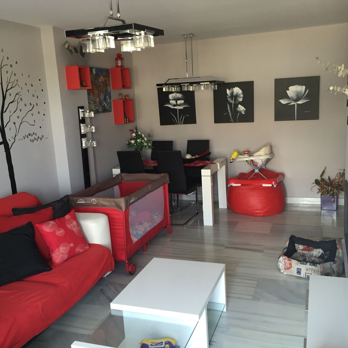 2 Bed Apartment for sale in Benahavís Costa Del Sol, Málaga, Spain
