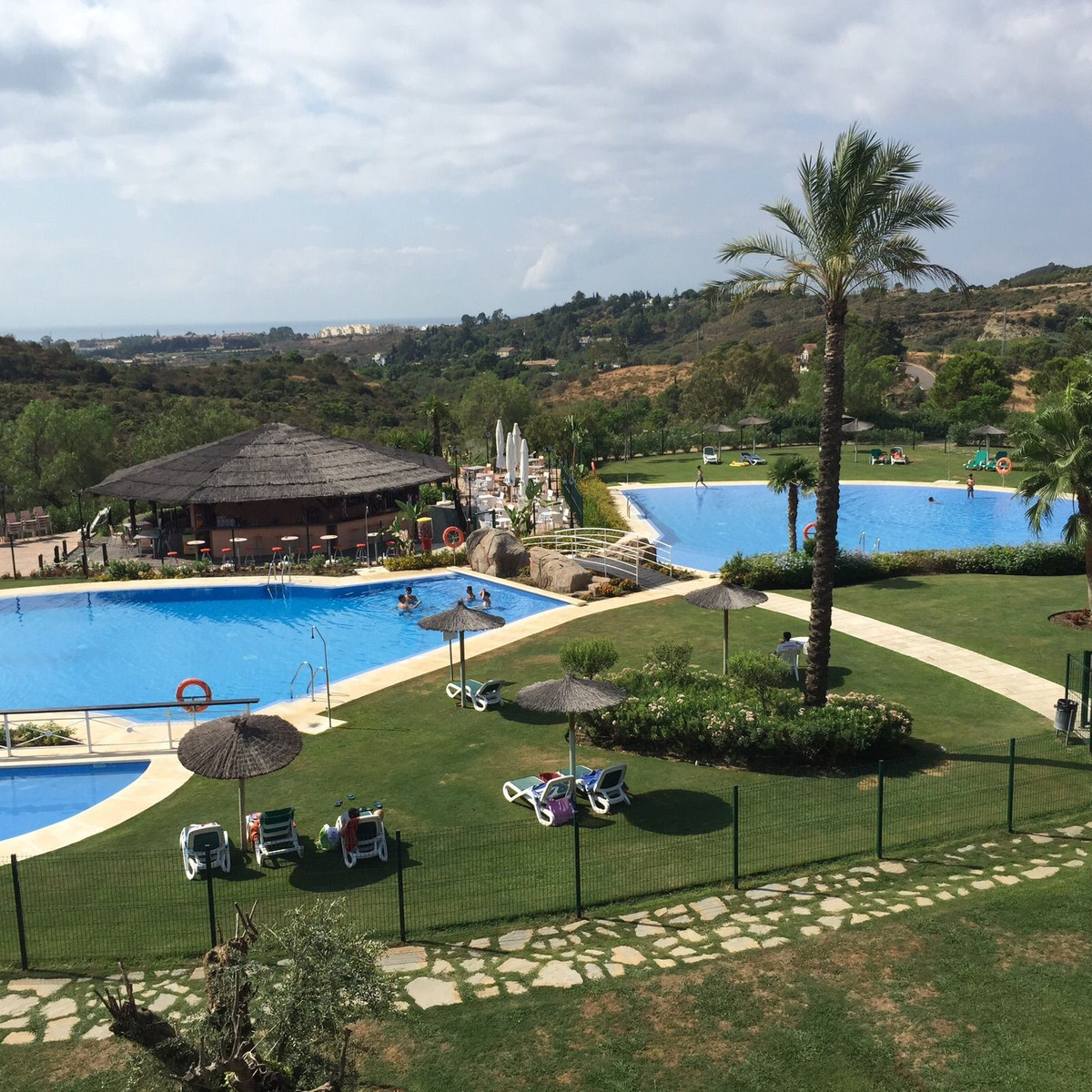 2 Bed Apartment for sale in Benahavís Costa Del Sol, Málaga, Spain