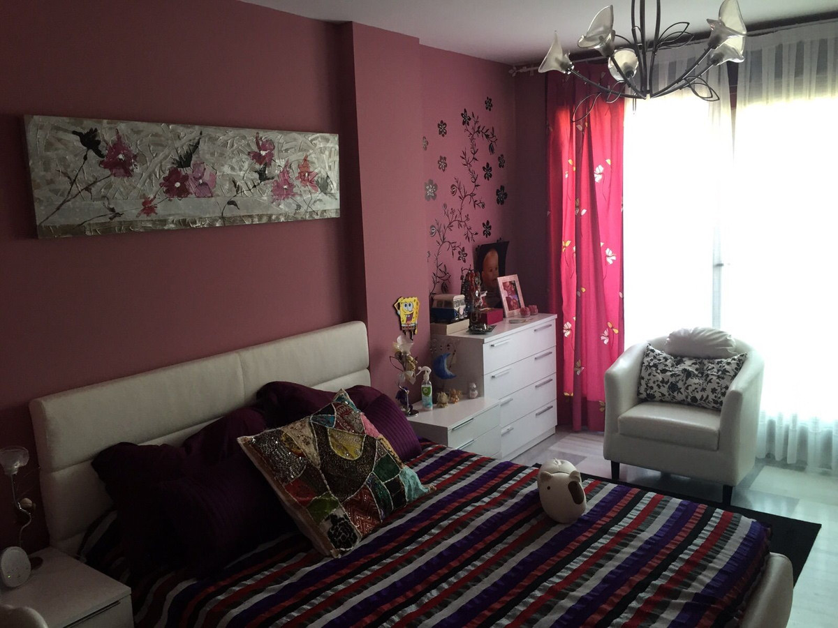 2 Bed Apartment for sale in Benahavís Costa Del Sol, Málaga, Spain
