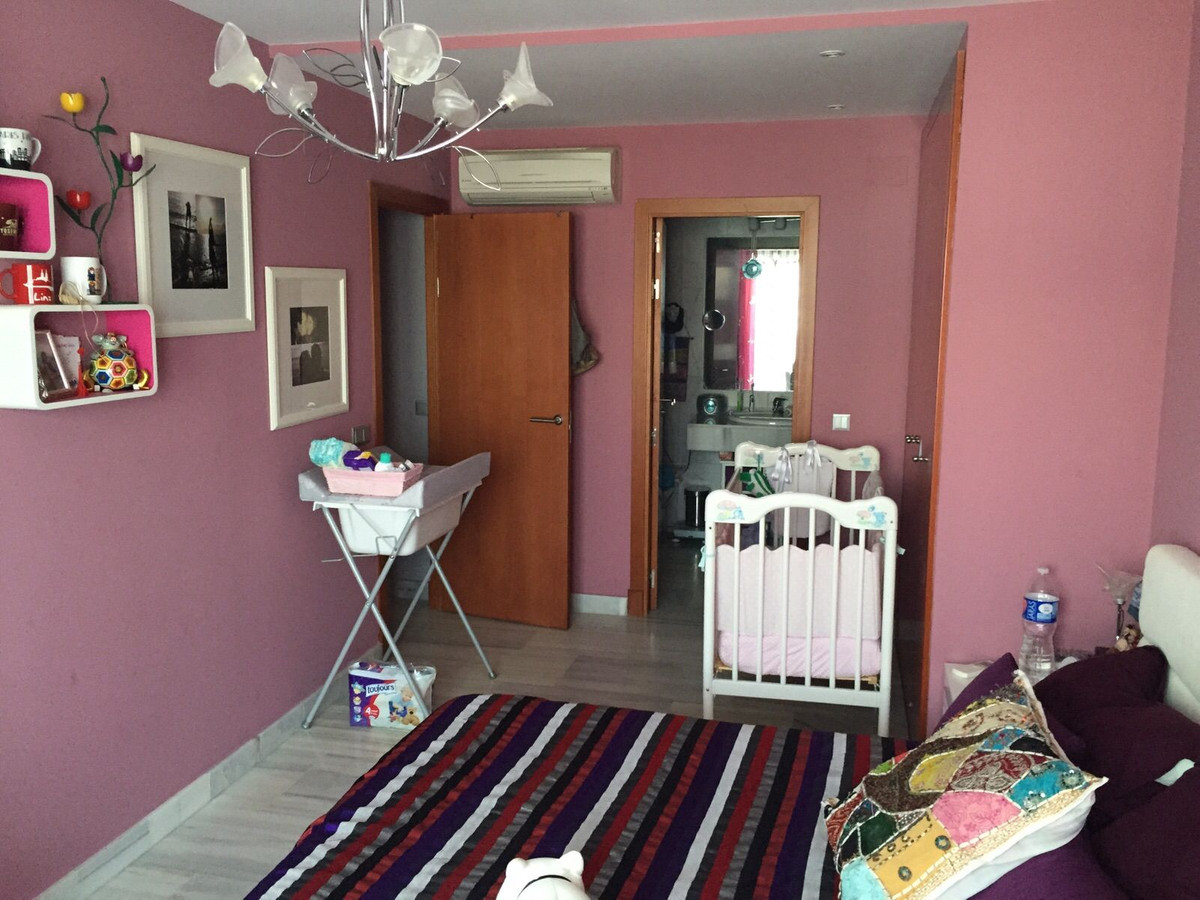 2 Bed Apartment for sale in Benahavís Costa Del Sol, Málaga, Spain