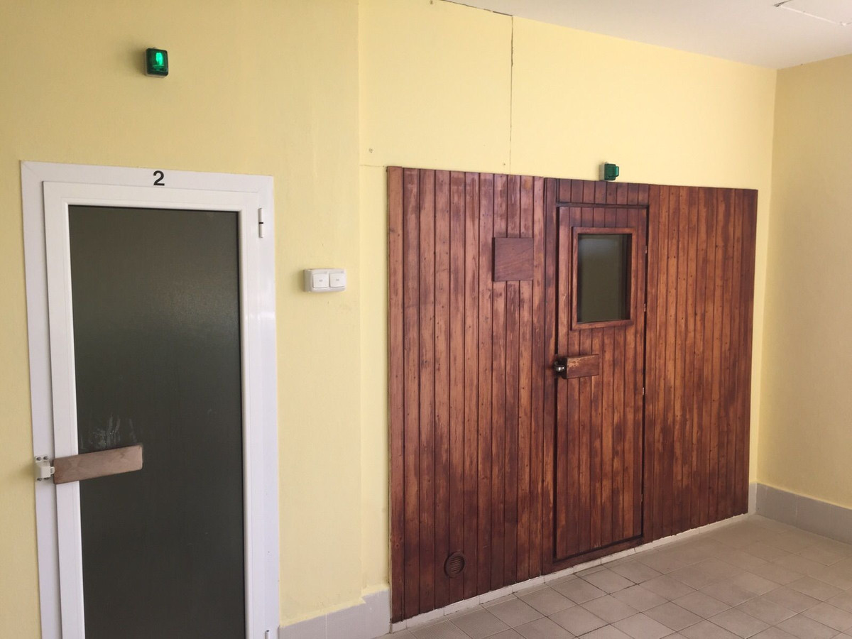 2 Bed Apartment for sale in Benahavís Costa Del Sol, Málaga, Spain
