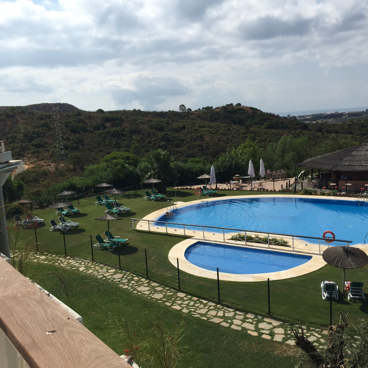 2 Bed Apartment for sale in Benahavís Costa Del Sol, Málaga, Spain