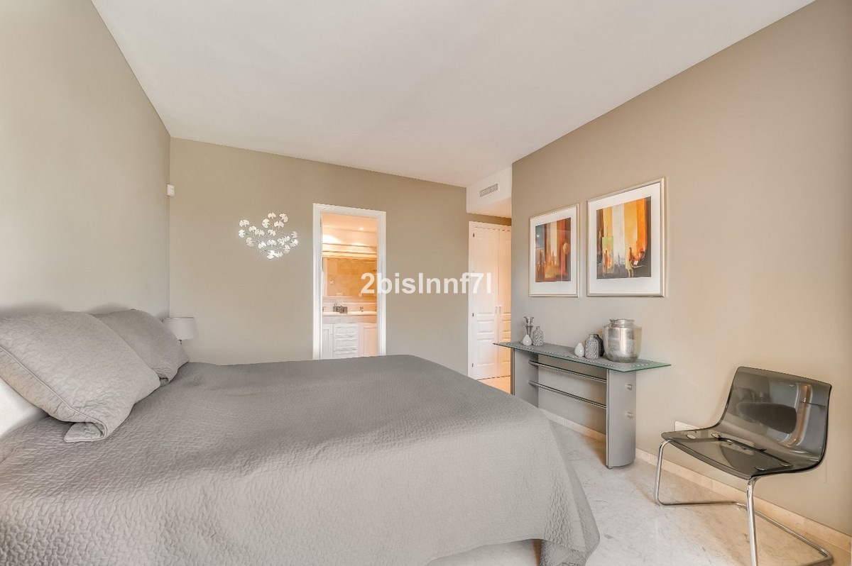 2 Bed Apartment for sale in Elviria Costa Del Sol, Málaga, Spain