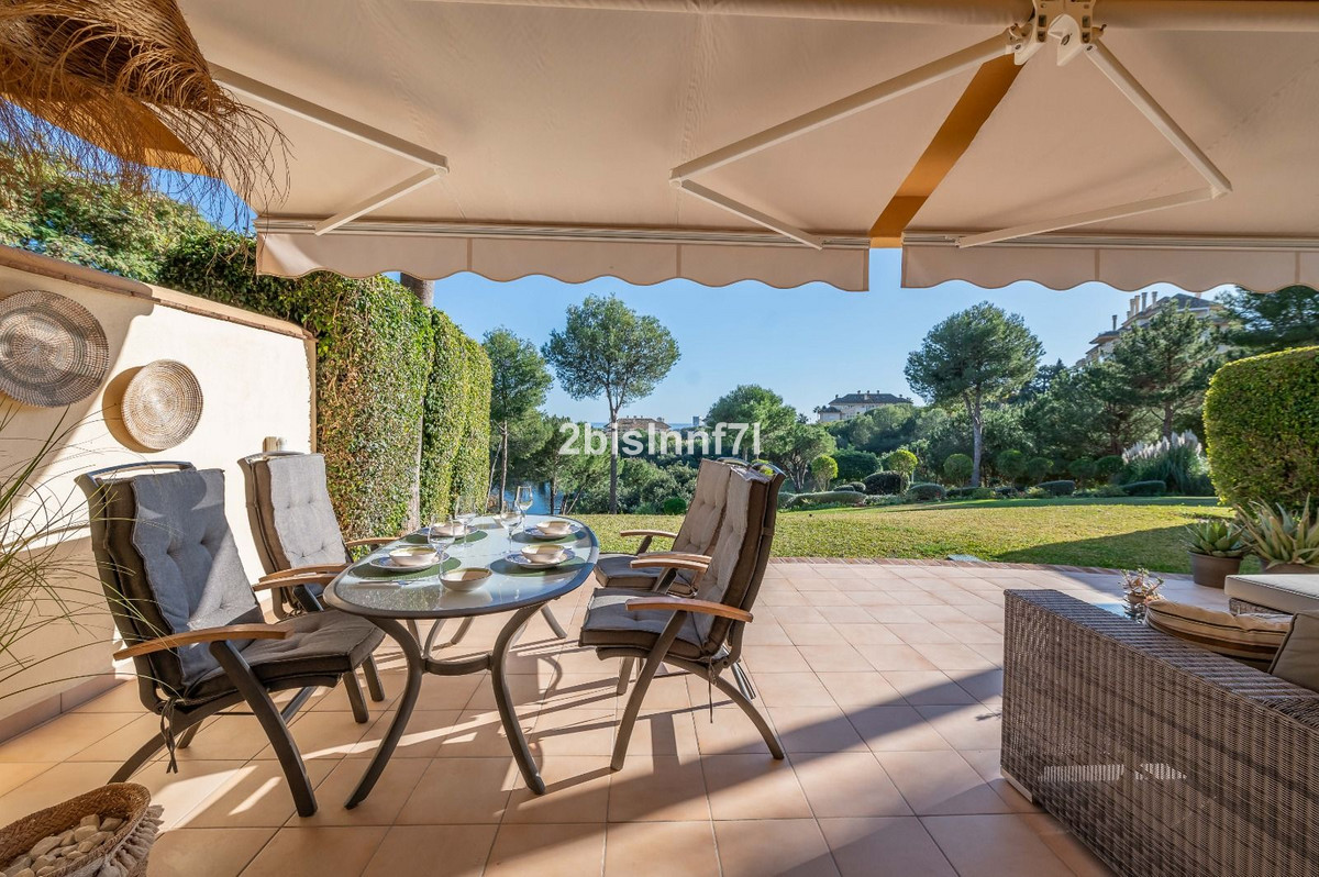 2 Bed Apartment for sale in Elviria Costa Del Sol, Málaga, Spain