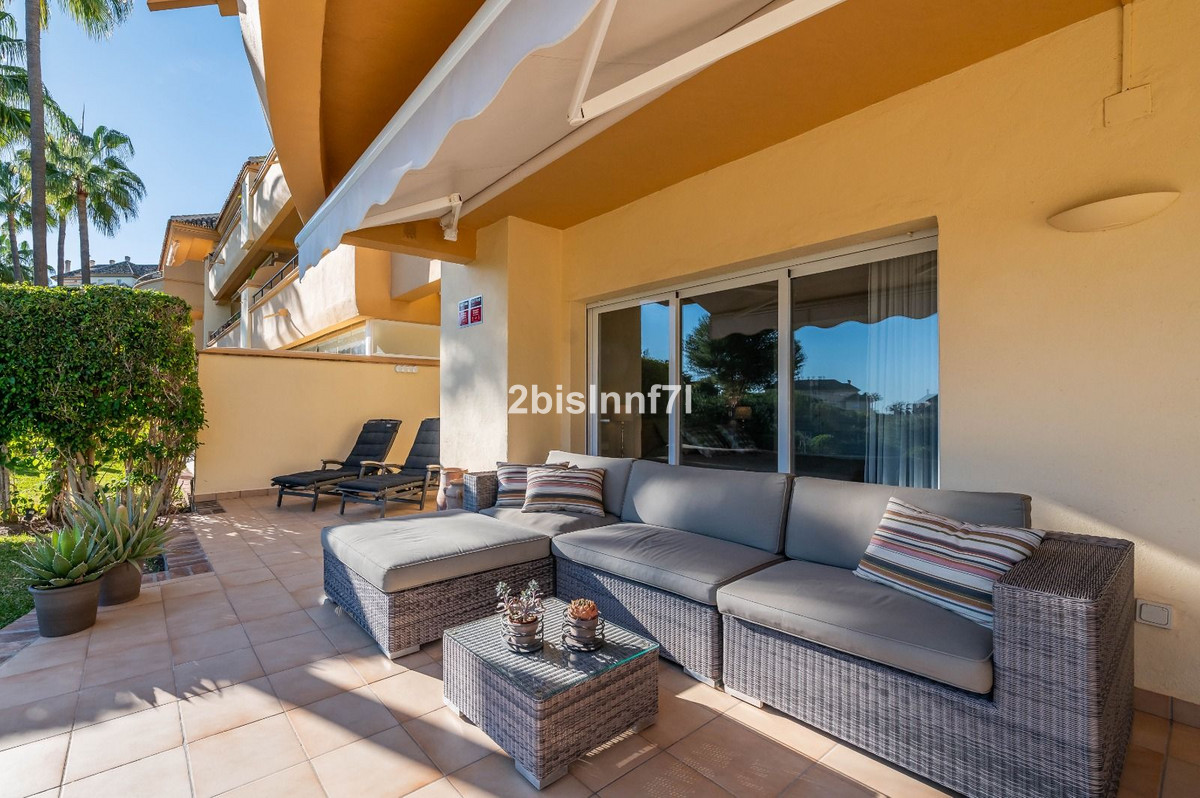 2 Bed Apartment for sale in Elviria Costa Del Sol, Málaga, Spain