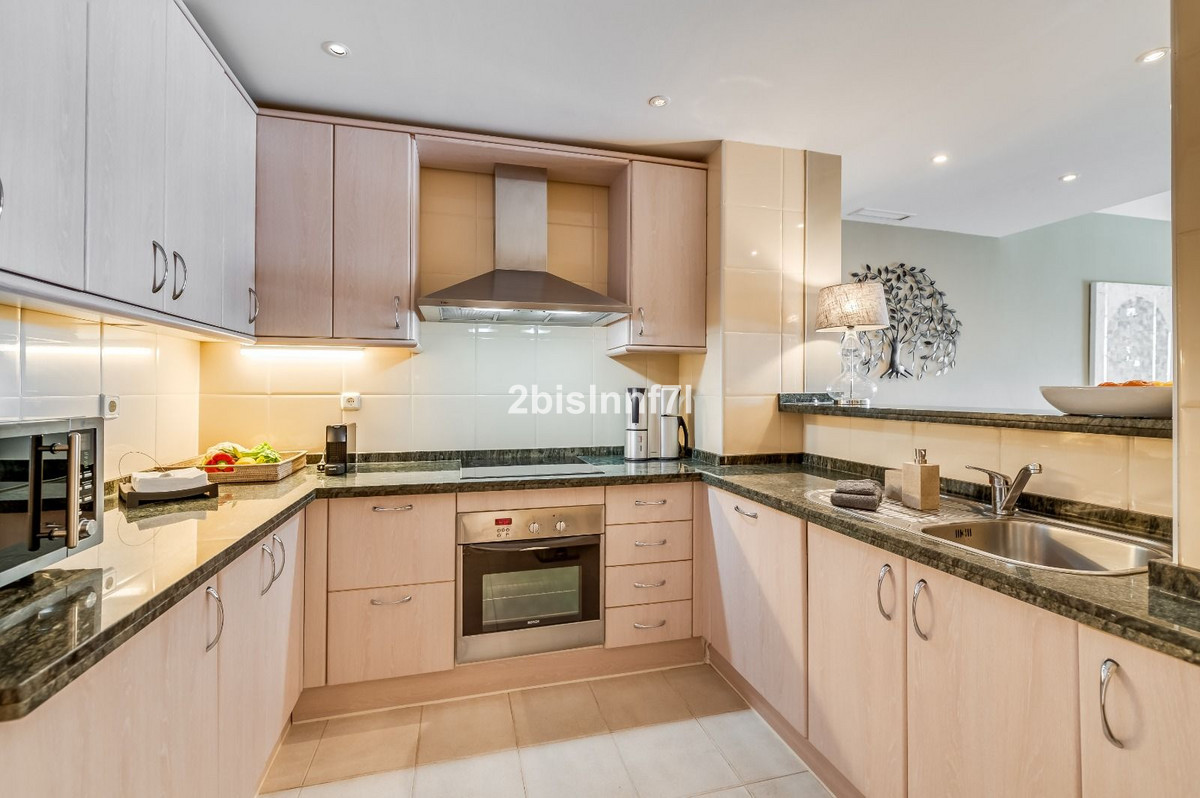 2 Bed Apartment for sale in Elviria Costa Del Sol, Málaga, Spain