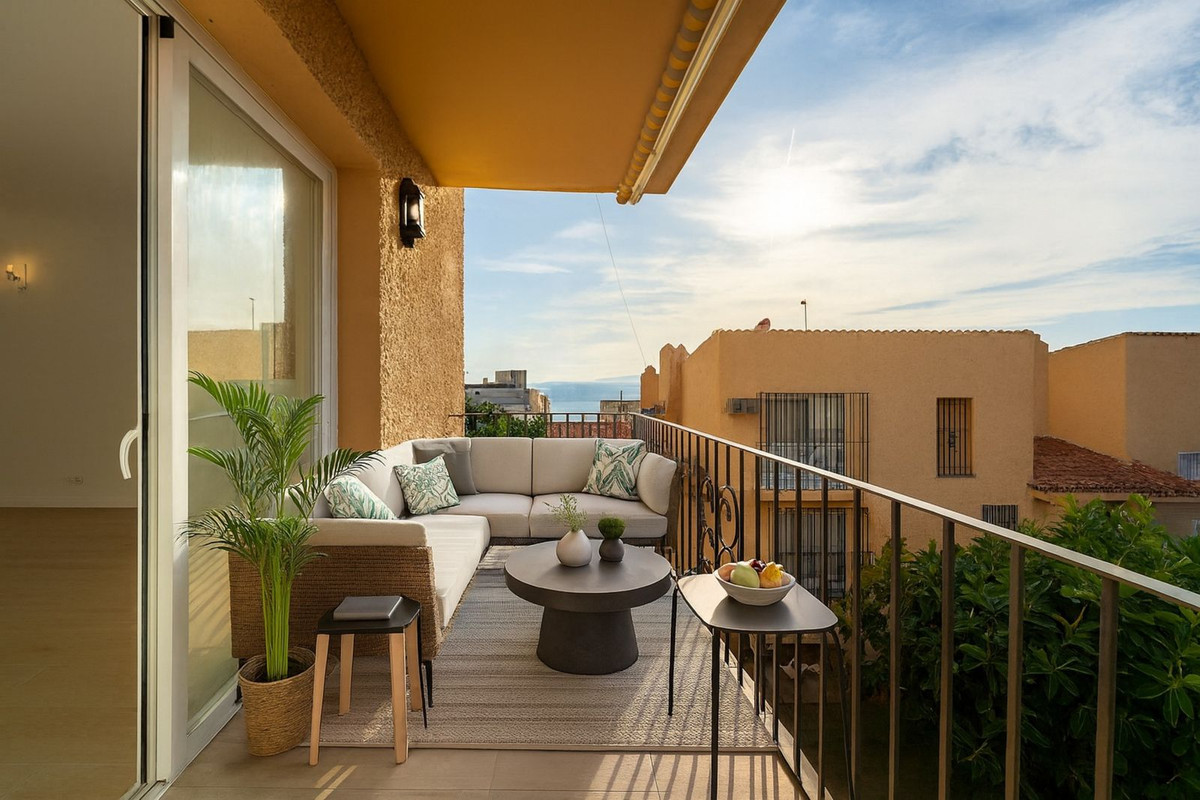 2 Bed Apartment for sale in Estepona Costa Del Sol, Málaga, Spain