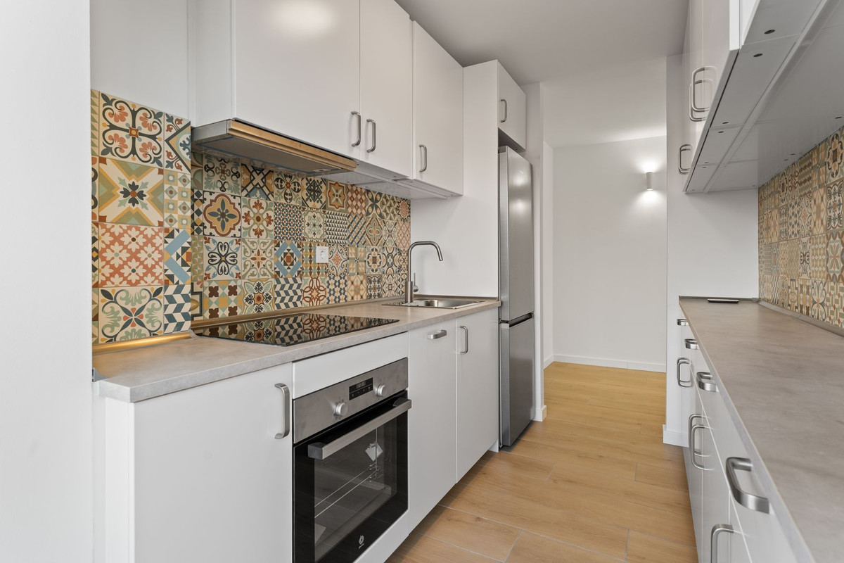2 Bed Apartment for sale in Estepona Costa Del Sol, Málaga, Spain