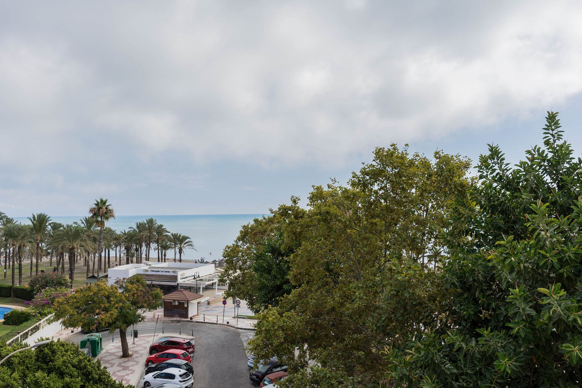 Se vende Apartamento Planta Media de 3 dormitorios en Costa Del Sol, Málaga, España