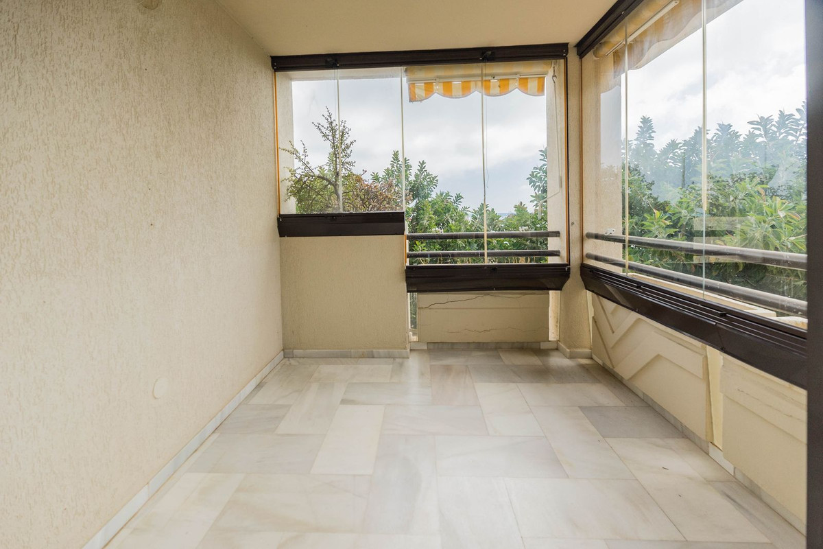 Se vende Apartamento Planta Media de 3 dormitorios en Costa Del Sol, Málaga, España