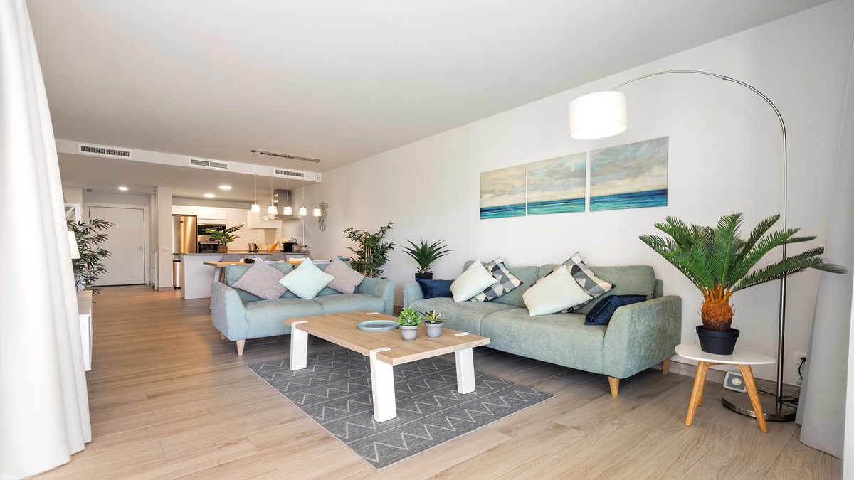 2 Bed Apartment for sale in Casares Costa Del Sol, Málaga, Spain