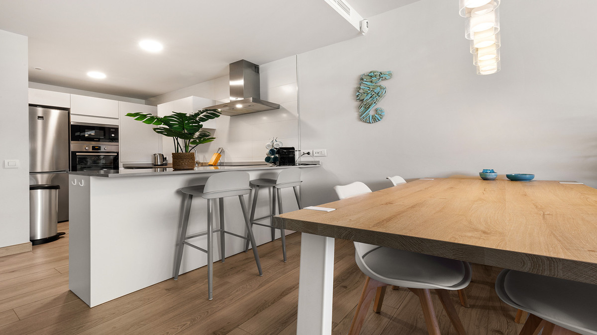 2 Bed Apartment for sale in Casares Costa Del Sol, Málaga, Spain