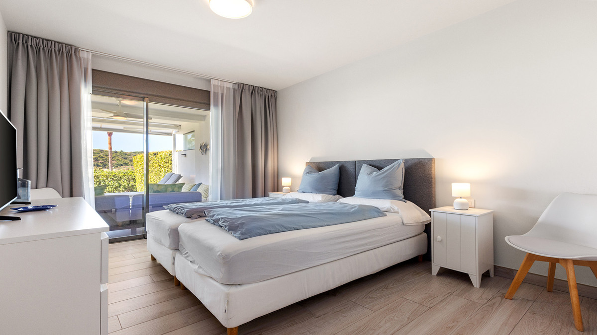 2 Bed Apartment for sale in Casares Costa Del Sol, Málaga, Spain