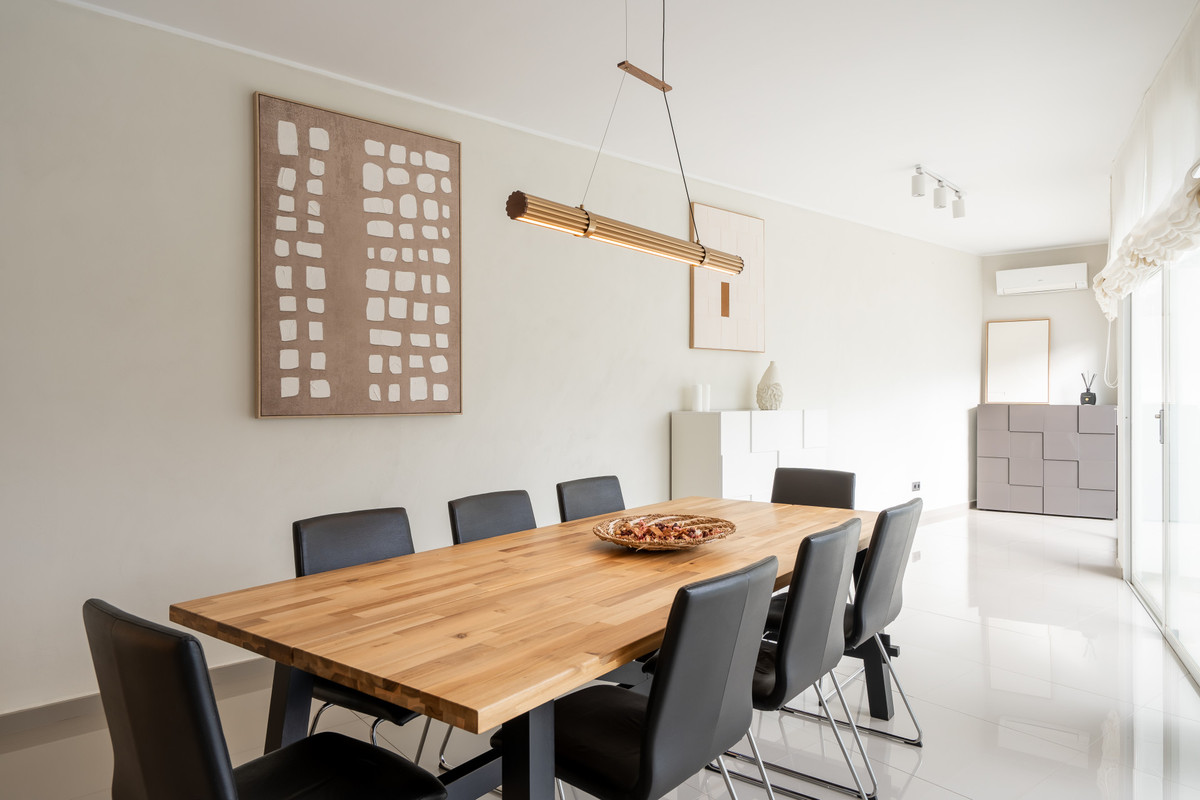 4 Bed Townhouse for sale in Benahavís Costa Del Sol, Málaga, Spain