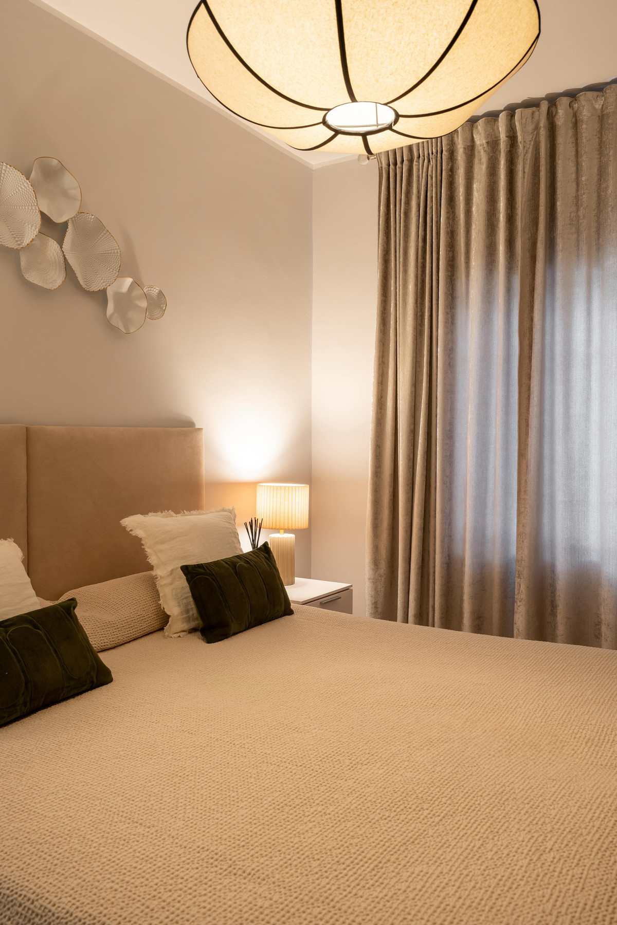 4 Bed Townhouse for sale in Benahavís Costa Del Sol, Málaga, Spain
