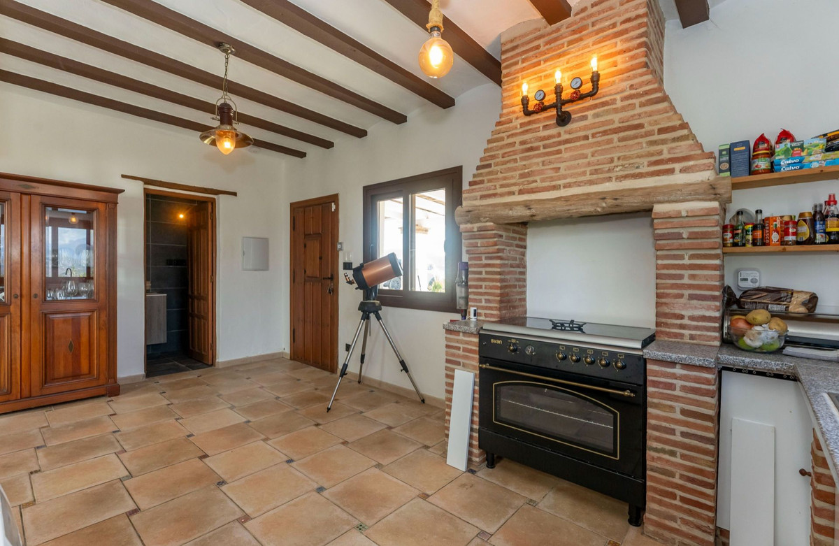 3 Bed Townhouse for sale in Alora Costa Del Sol, Málaga, Spain