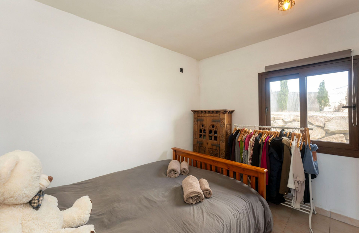3 Bed Townhouse for sale in Alora Costa Del Sol, Málaga, Spain