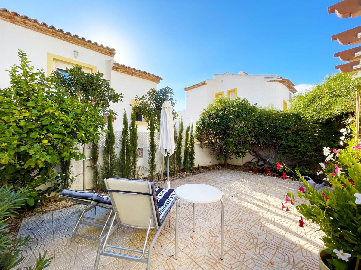 3 Bed Townhouse for sale in Calpe Costa Blanca, Alicante, Spain