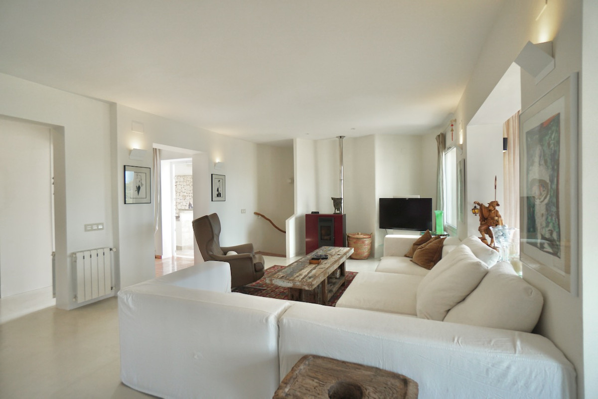 4 Bed Townhouse for sale in El Portet Costa Blanca, Alicante, Spain