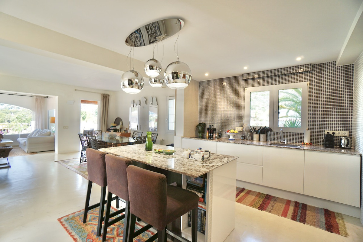 4 Bed Townhouse for sale in El Portet Costa Blanca, Alicante, Spain