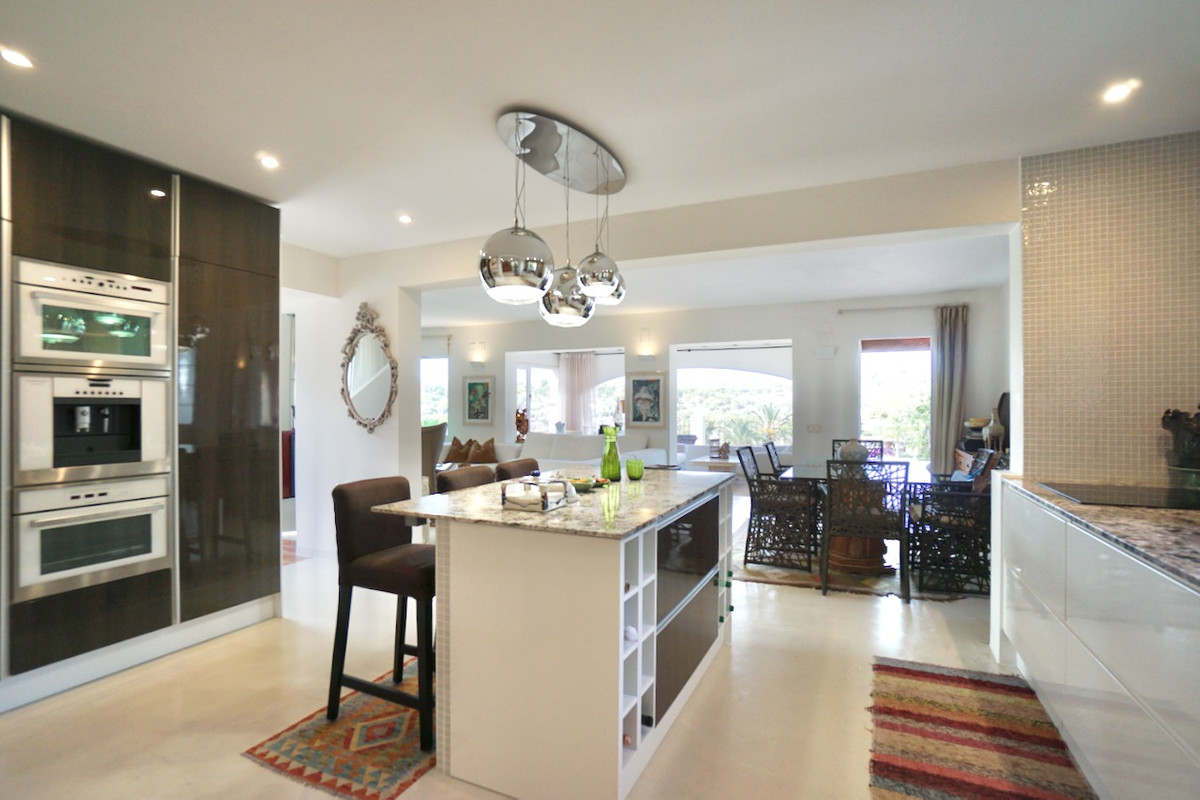 4 Bed Townhouse for sale in El Portet Costa Blanca, Alicante, Spain