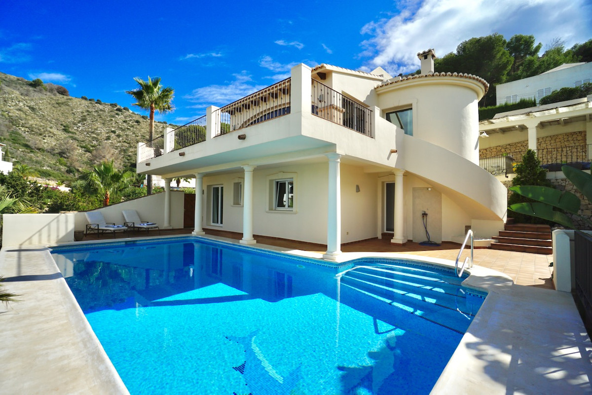 4 Bed Townhouse for sale in El Portet Costa Blanca, Alicante, Spain