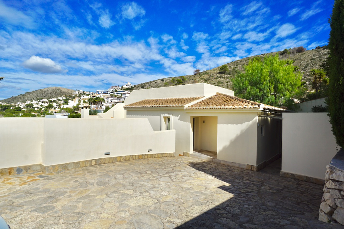 4 Bed Townhouse for sale in El Portet Costa Blanca, Alicante, Spain