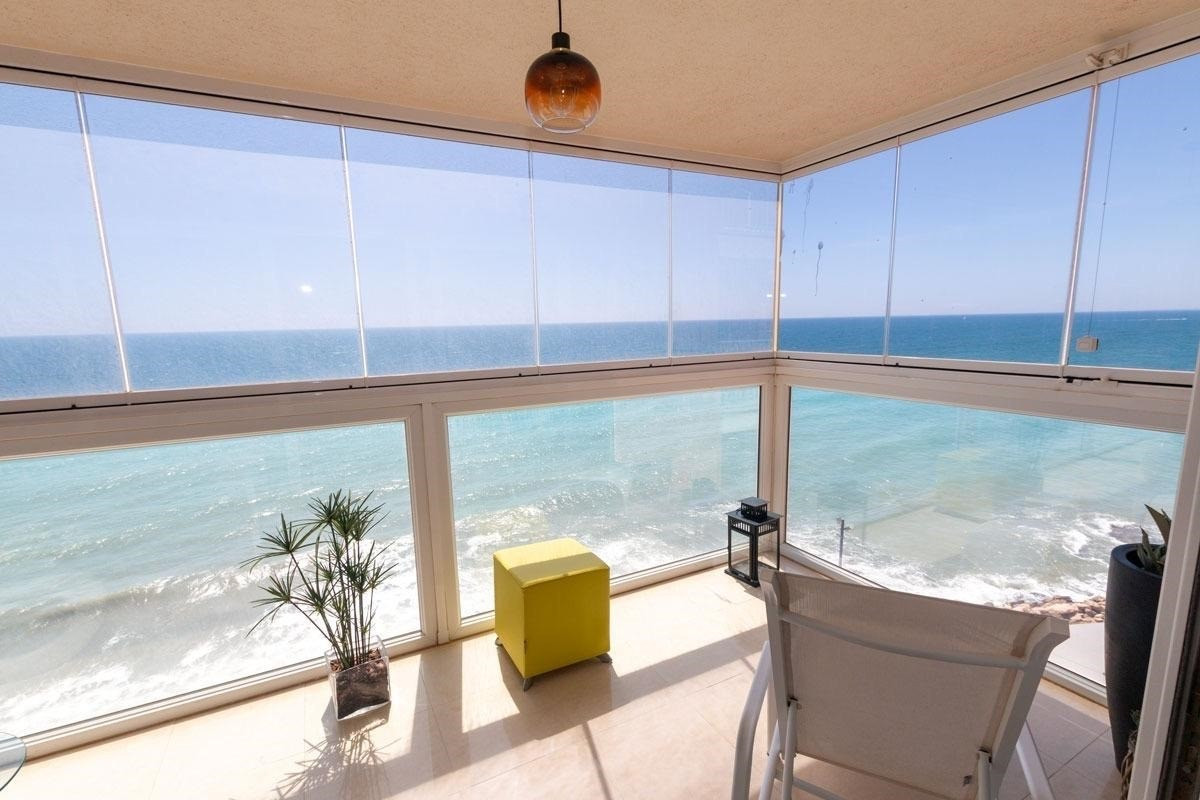 Se vende Apartamento Planta Media de 3 dormitorios en Costa Blanca, Alicante, España