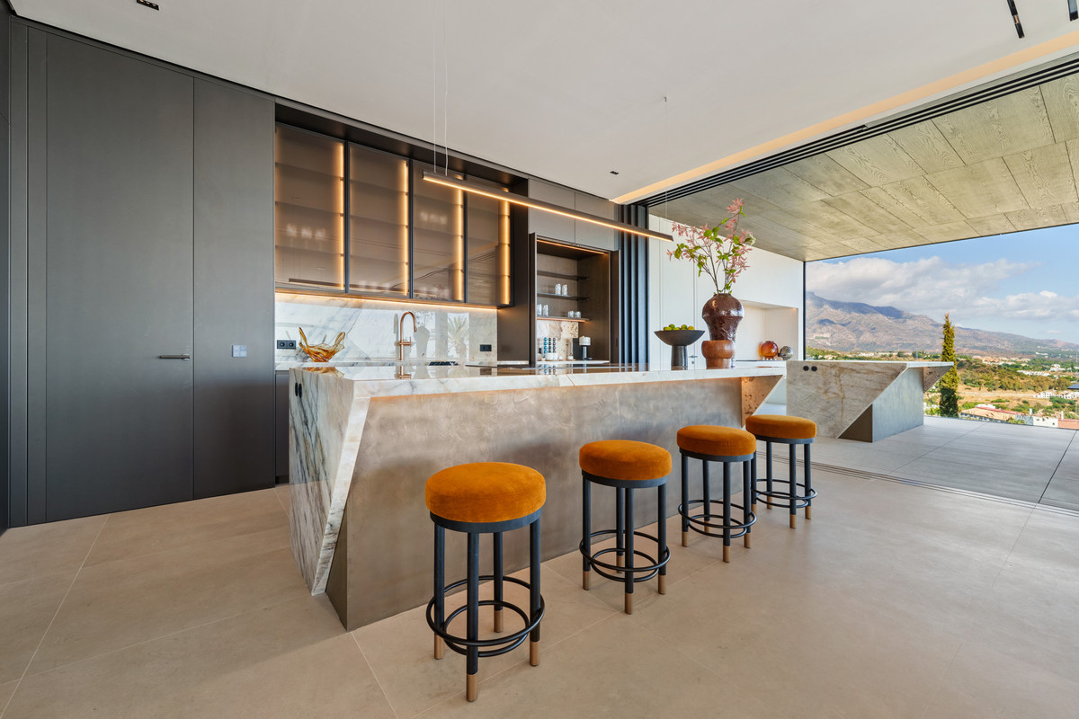 Se vende Villa - Chalet de 8 dormitorios en Costa Del Sol, Málaga, España